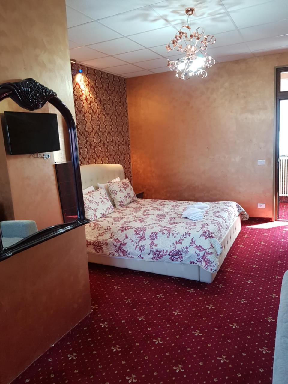 Ferienwohnung Liberty Junior Făgăraş Exterior foto