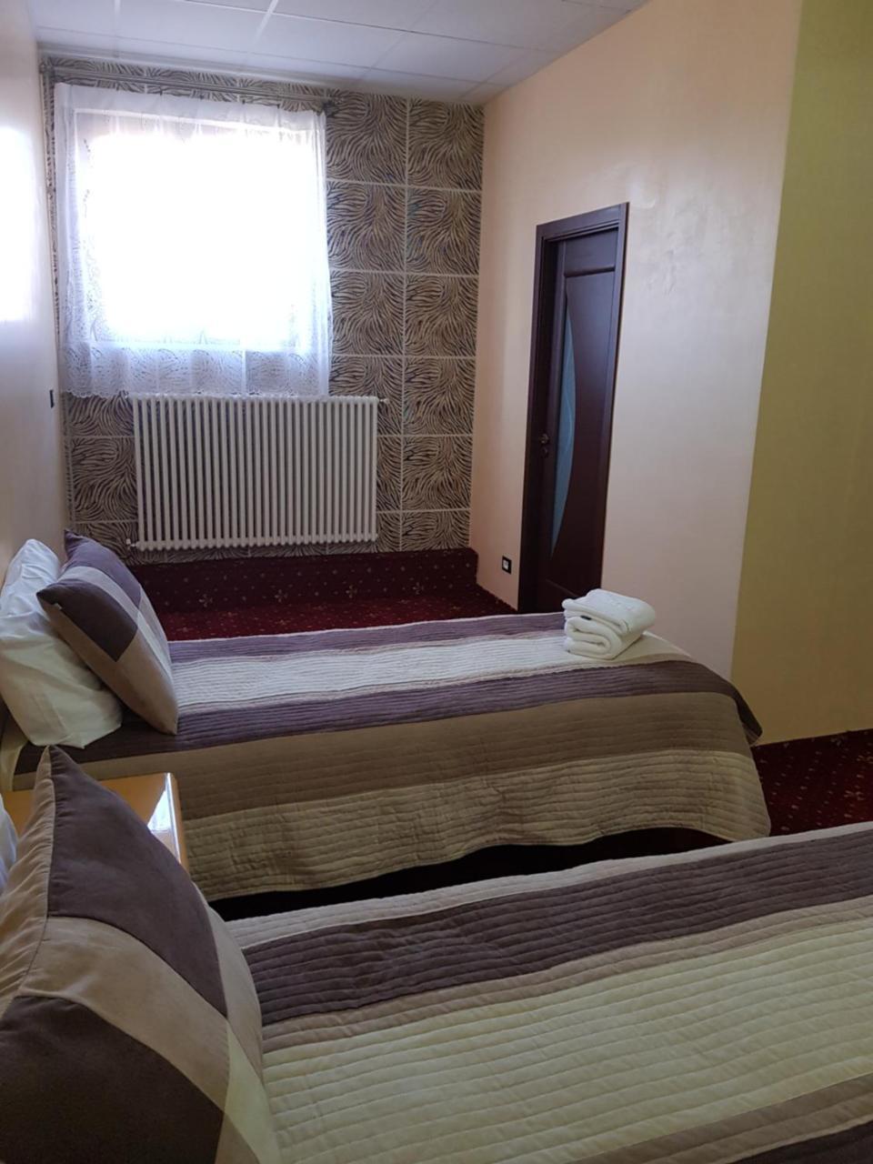 Ferienwohnung Liberty Junior Făgăraş Exterior foto